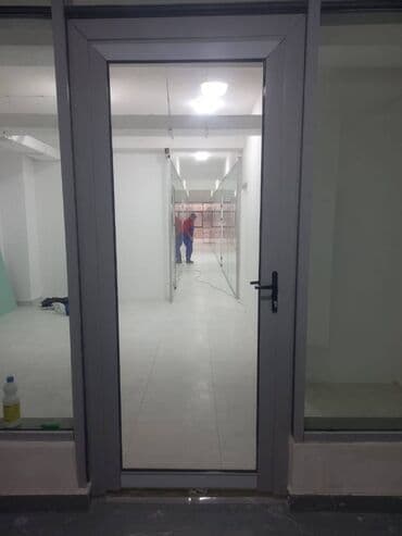 kiraye kafe verirem: Obyekt icarəyə verilir. 48 kv. Kurs, Ofis üçün uyğun olan 3 aytrı — 3