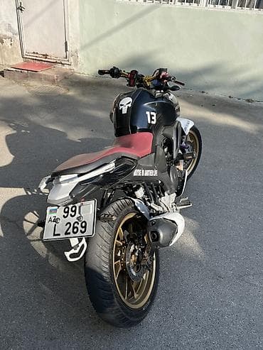 bmw e 34: Yamaha - Fzs v3, 150 sm3, 2023 il, 92000 km — 1