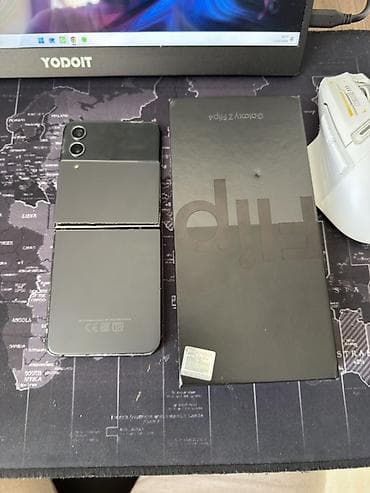 Samsung Galaxy Z Flip 4 (256 GB) – Ehtiyat hissəsi kimi satılır *