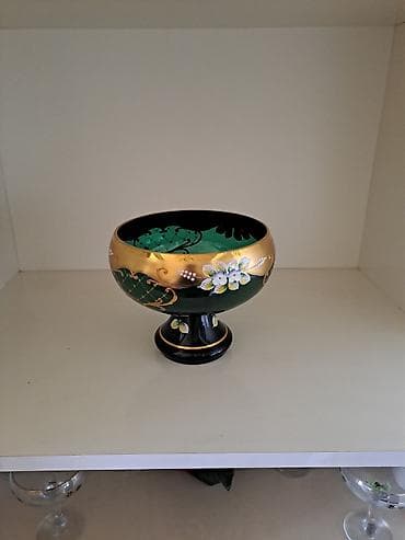 çaynı serviz: Məhsul: Dekorativ qab-qacaq dəsti (4 cüt) Tərkibi və təsviri: - 2 — 7