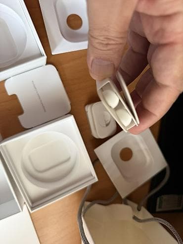 ucuz.telefonlar: Məhsul: Apple AirPods üçün orijinal qutu və aksesuar dəsti. Yeni — 3