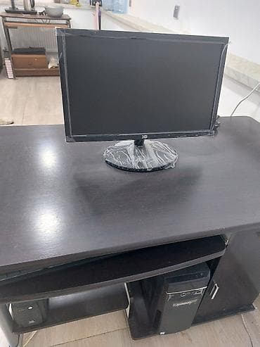 kompüter işi: Kompyuter iş masasının komplekti Tərkib: - Tünd rəngli kompakt — 3