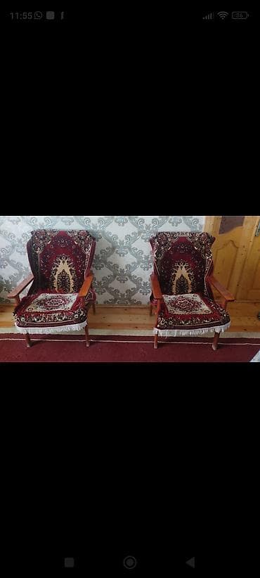 divan kafe: Klassik üslubda mebel dəsti - Tərkib: 1 ədəd üçnəfərlik divan və 2 — 3