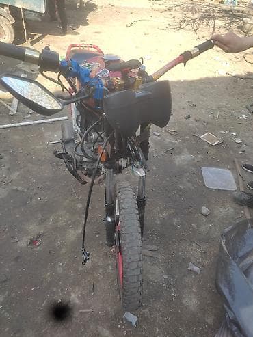 - Tip: benzinli moped/motosiklet şassisi və komplekti - Rul: alüminium