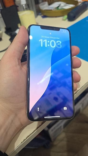 iphone 10 xr: IPhone X, 256 GB, Gümüşü — 2