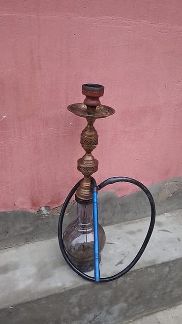 Mis qədəhli nərgilə dəsti - Klassik dizaynlı mis gövdə: oyma naxışlı