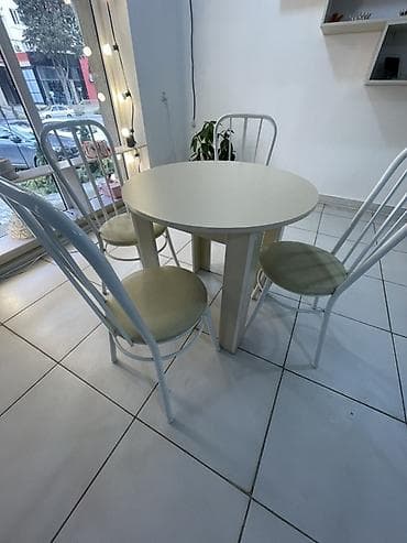 qas stolu: Mətbəx üçün, Açılmayan, Yumru masa, 4 stul — 2