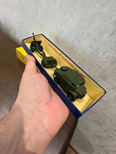 dəmir pullar: Dinky Toys 697 – 25-Pounder Field Gun Set .Made in England - — 7