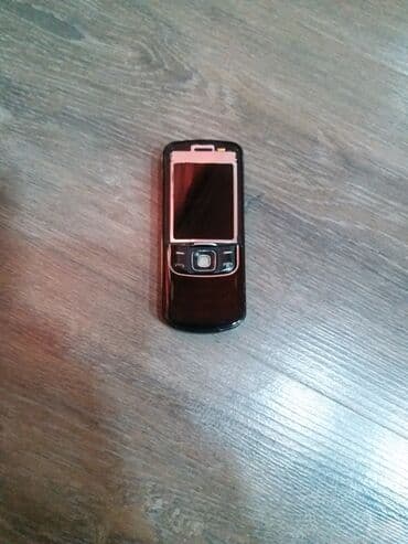 Apple iPhone: Qara rəngli sürüşdürülən düyməli mobil telefon Xüsusiyyətlər: - — 6