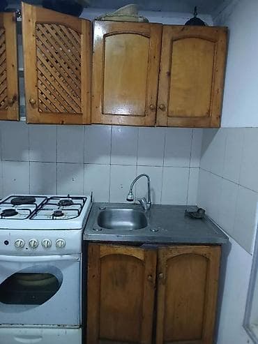 otağ: Ev bine merkezde bazar storun arxasindadir.Bir nefer ucun 87 manatdi — 6