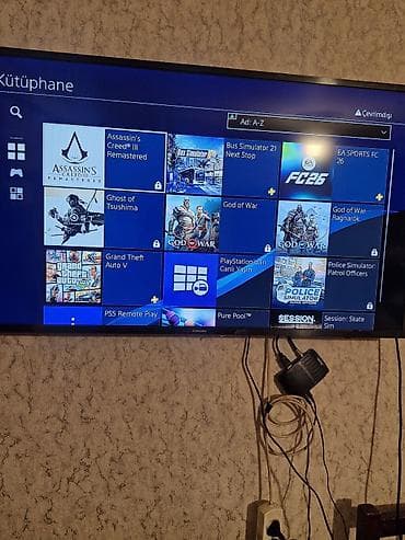 PlayStation 4 slim (PS4) 2 dualshok aparat əla vəziyyətdədir. evdə — 2