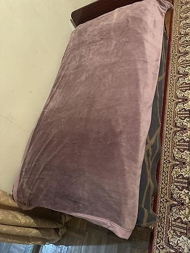 Pledlər: Qalın plyuş yorğan/örtük - Rəng: açıq bənövşəyi/çəhrayı ton - — 2