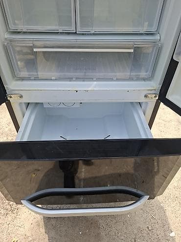 atv satisi: İşlənmiş 4 qapılı Hotpoint Ariston Soyuducu Satılır, rəng - Qara — 3