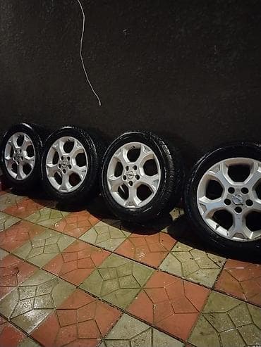 vaz 2106 stoplari: 4 dene diski 16liq idealdi 3 dene teze teker + zapazka 15lik ustunde — 1