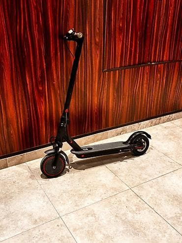 electro moto: Salam sccoter ideal vezyetdedi problemi yoxdu 400 w mator gucu — 2