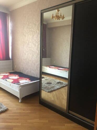 kirayə ev nizami: Əcəmi metrosuna yaxın neptun marketə yaxın 16 mertebeli binanın 12-ci — 10