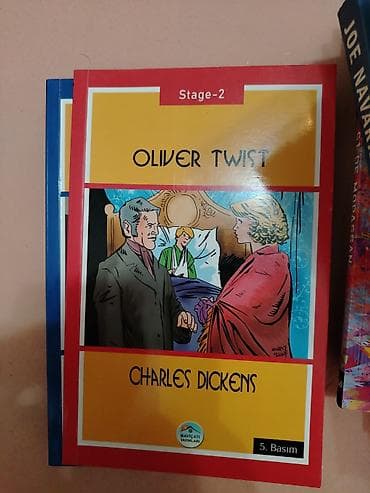 note 40 pro: Charles Dickens - Oliver Twist . İngilis dilində bədii kitab .stage 2 — 1