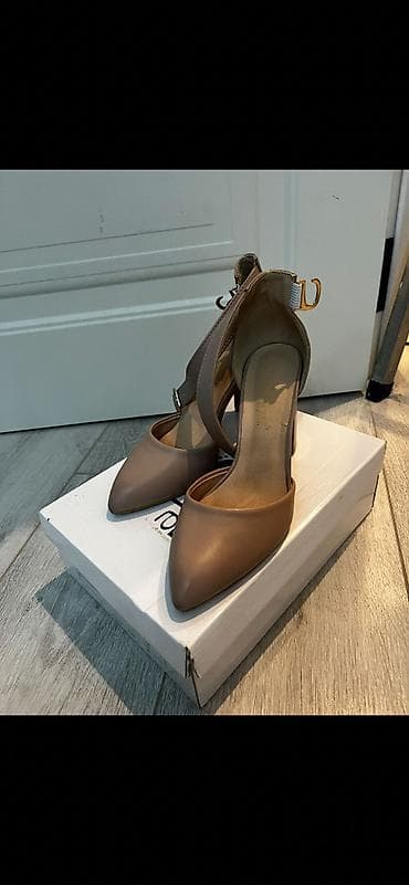 saat orient: Tuflilər, Ölçü: 36, rəng - Bej, Yeni — 2