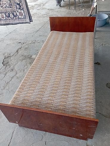 tək krafat: Tək nəfərlik çarpayı - Ölçü: 90×200 sm (tək ölçü) - Karkas — 2