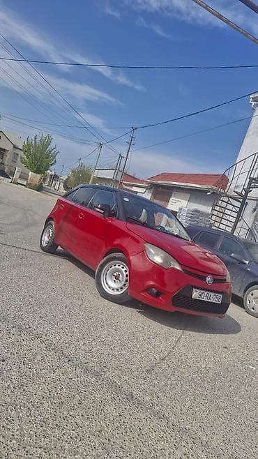niva satisi: MG : 1.5 л | 2012 г. 210000 км Хэтчбэк — 2