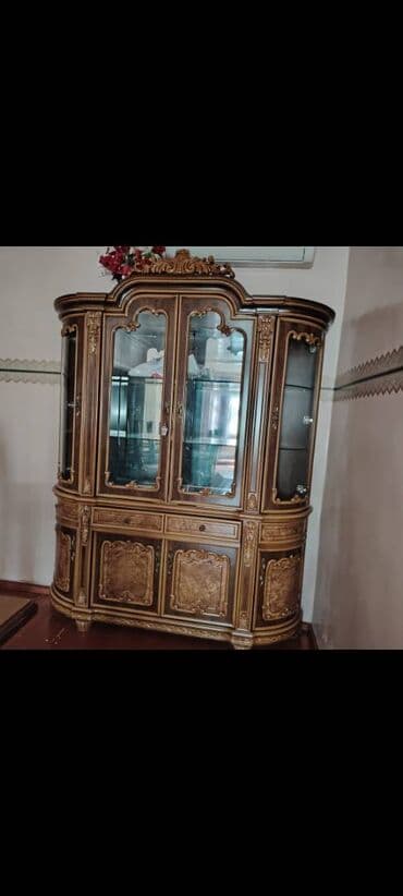 metbex divanlari ve qiymetleri: Komod — 1