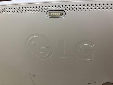 Monitorlar: LG Smart Monitor (ağ rəng) - Ölçü: təxminən 27" (geniş çərçivəsiz — 2