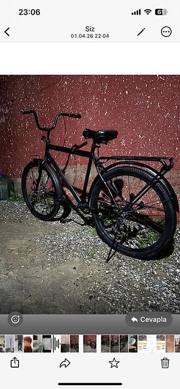 velosipet 24: Şəhər/kruizer tipli velosiped – tam qara dizayn - Geniş, rahat sükan — 2