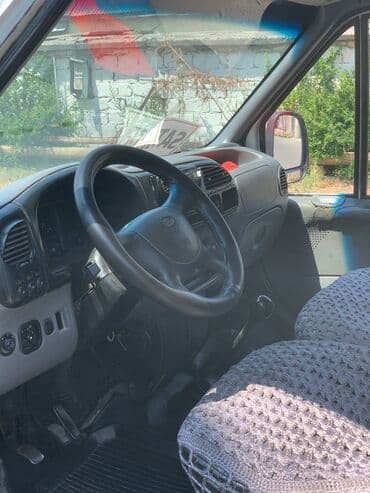 резина на авто: Ford Transit: 2.5 л | 1998 г. 347000 км Универсал — 5