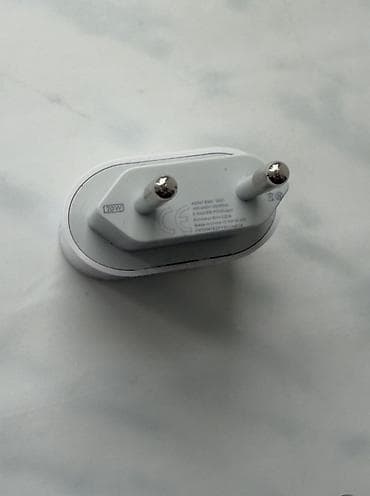 suyla isleyen kondisioner: Adapter Apple, 20 Vt — 1