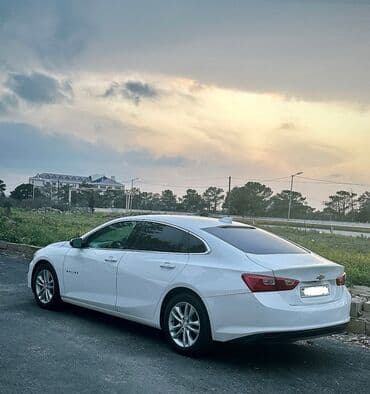 заводские тонированные стекла: Chevrolet Malibu: 1.5 л | 2017 г. 16200 км Седан — 8