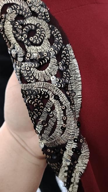 toy gulleri: Bordo rəngli ziyafət/nişan-gecə geyimi - Uzun, A-kəsim ətəkli model - — 5