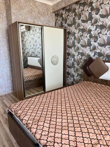 mingecevirde satilan menziller: 2 otaqlı, Yeni tikili, m. Əhmədli, 54 kv. m — 6