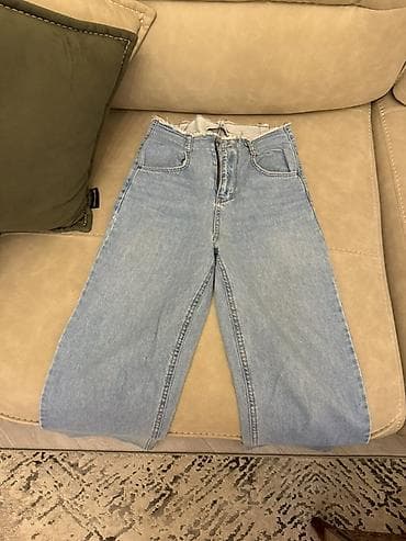 gun eynəyi: Açıq mavi rəngli cins şalvar - Kəsim: düz, geniş balaqlı (wide-leg) — 1