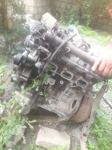 s class yan guzgu: Məhsul: Avtomobil mühərriki (tam komplekt deyil) Təsvir: - Ön çəkili — 1