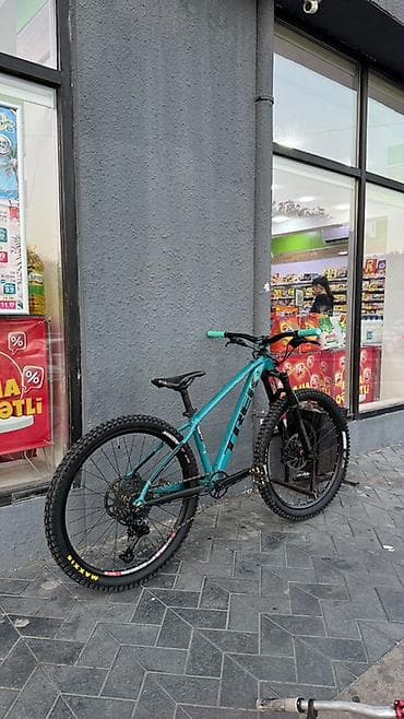 Velosipedlər: Trek hardtail dağ velosipedi - Çərçivə: yüngül və möhkəm alüminium — 1