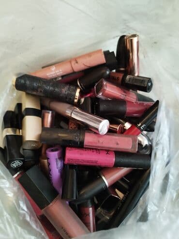 göz altı ləkələr: Göz kölgələri, Kryolan, Ünvandan götürmə — 5