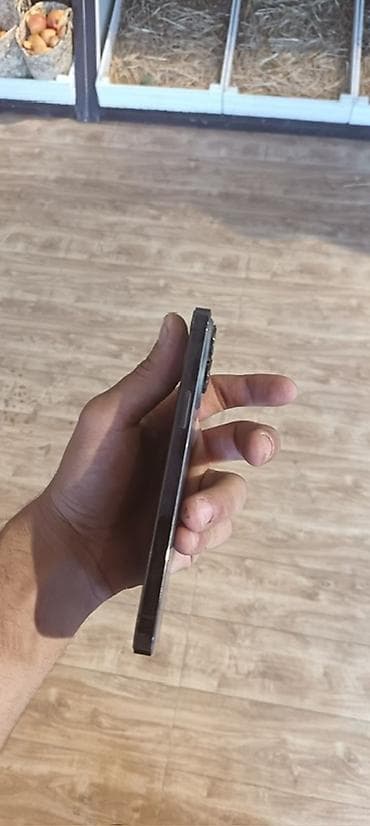 11 iphone 256 gb: IPhone 14 Pro, Space Gray, Face ID — 4