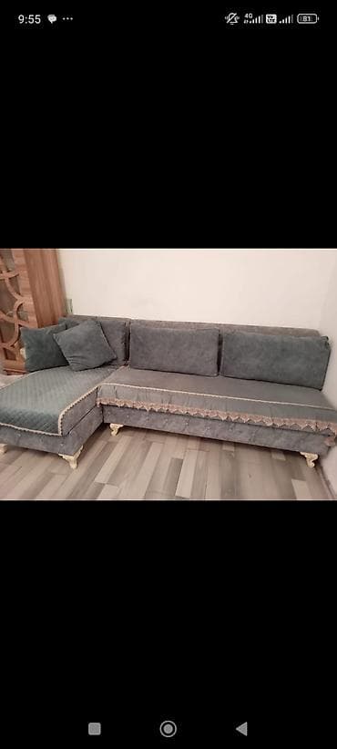 Divan açılan bazalidi, yaxşı vəziyyətdə satilir 300 azn. Sumqayıt