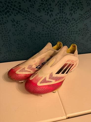 Butslar Adidas, Ölçü: 41