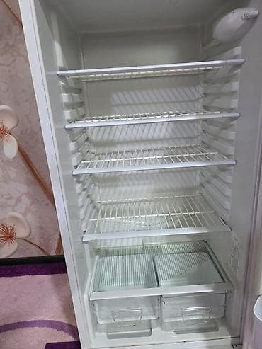 soyuducu 12 volt: 2 qapılı Indesit Soyuducu Satılır, rəng - Ağ — 3