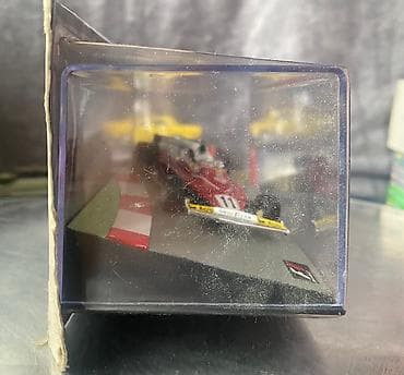 scutur: Ferrari, 1977 il, 1:43, Dəmir, Ödənişli çatdırılma — 3