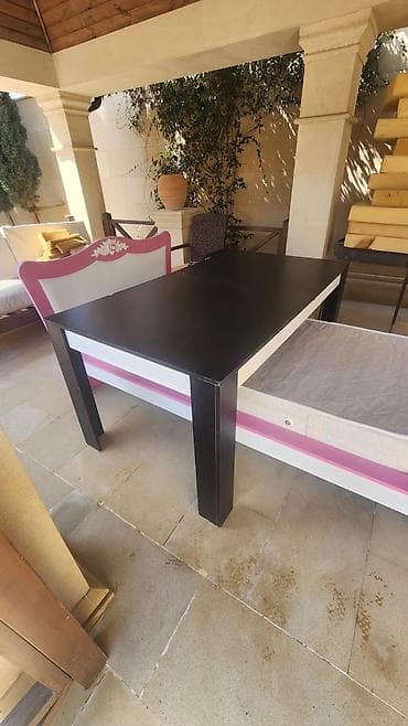 yer armudu: Qız üçün, İşlənmiş, Təknəfərlik çarpayı, Yazı masası — 4