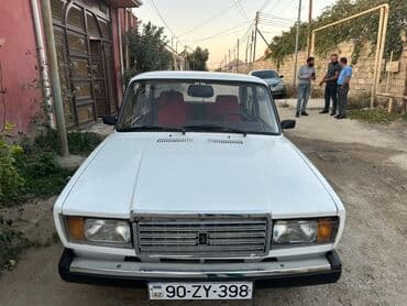 ваза напольная керамическая высокая: Model: Lada Riva/2107 (klassik sedan) Kuzov: ağ rəng, 4 qapı Salon — 4