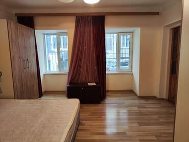 BYD: 2 otaq + 1 kiçik otaq,3/1-i,h/t, ayrı girişi olan bina evi ailəyə — 15