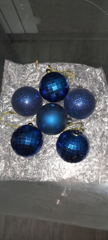 halqa ile qarin eritmek: Satllır Yolka hündürlüyü 47sm eni 25 sm üstündə oyuncaqları var — 2