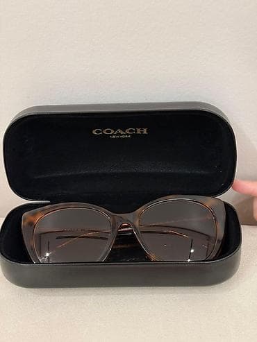 Coach gün eynəyi – qadınlar üçün klassik “cat-eye”/oval qarışıq forma