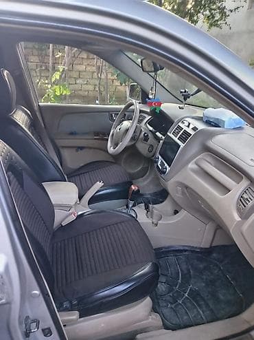 lexus rx 330: Kia Sportage: 2 l | 2004 il Sedan — 4