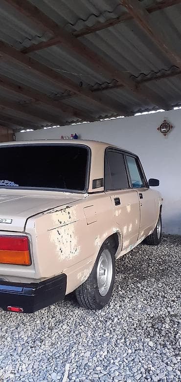 disk təkər type 0: VAZ (LADA) 2107: 1.3 l | 1984 il 255321 km Sedan — 7