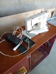 tikiş maşını averlok: Tikiş maşını Chica, İşlənmiş,Elektromexaniki, 2 saplı Ünvandan götürmə — 1