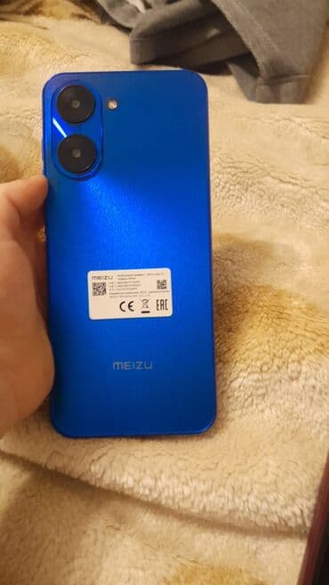 Tecno: Meizu smartfon – mavi rəng Xüsusiyyətlər: - Ön hissədə mərkəzə yaxın — 2